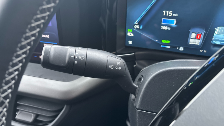 Ford Transit Courier E-Transit Courier 100kW 43kWh Trend Van Auto